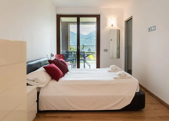 Casa Penny - By Lovecomo Casa de Férias Menaggio